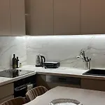 R&e Apartment